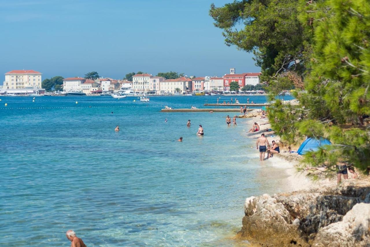 Rooms Vitoria On Joakim Square Porec Ngoại thất bức ảnh